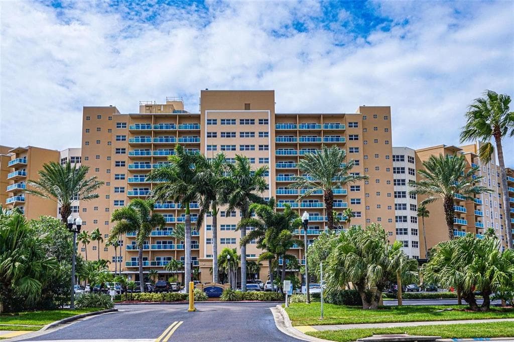 880 MANDALAY AVENUE UNIT C910 CLEARWATER, FL 33767