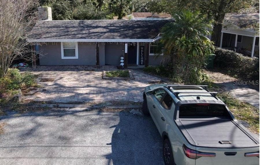 8513 N EDISON AVENUE TAMPA, FL 33604