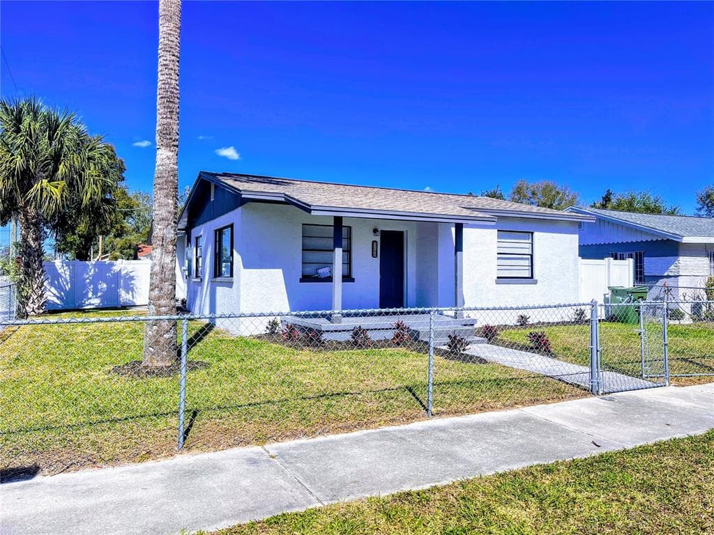 3200 E MCBERRY STREET TAMPA, FL 33610