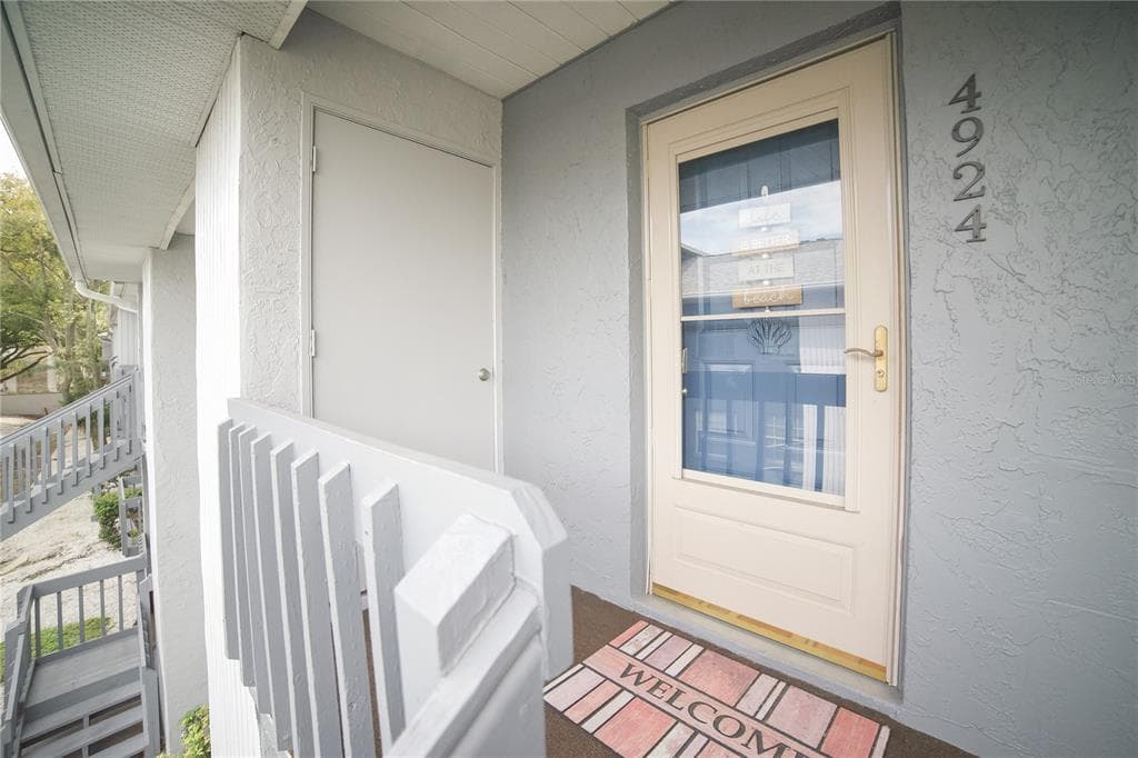 4924 W GANDY BOULEVARD UNIT G202 TAMPA, FL 33611