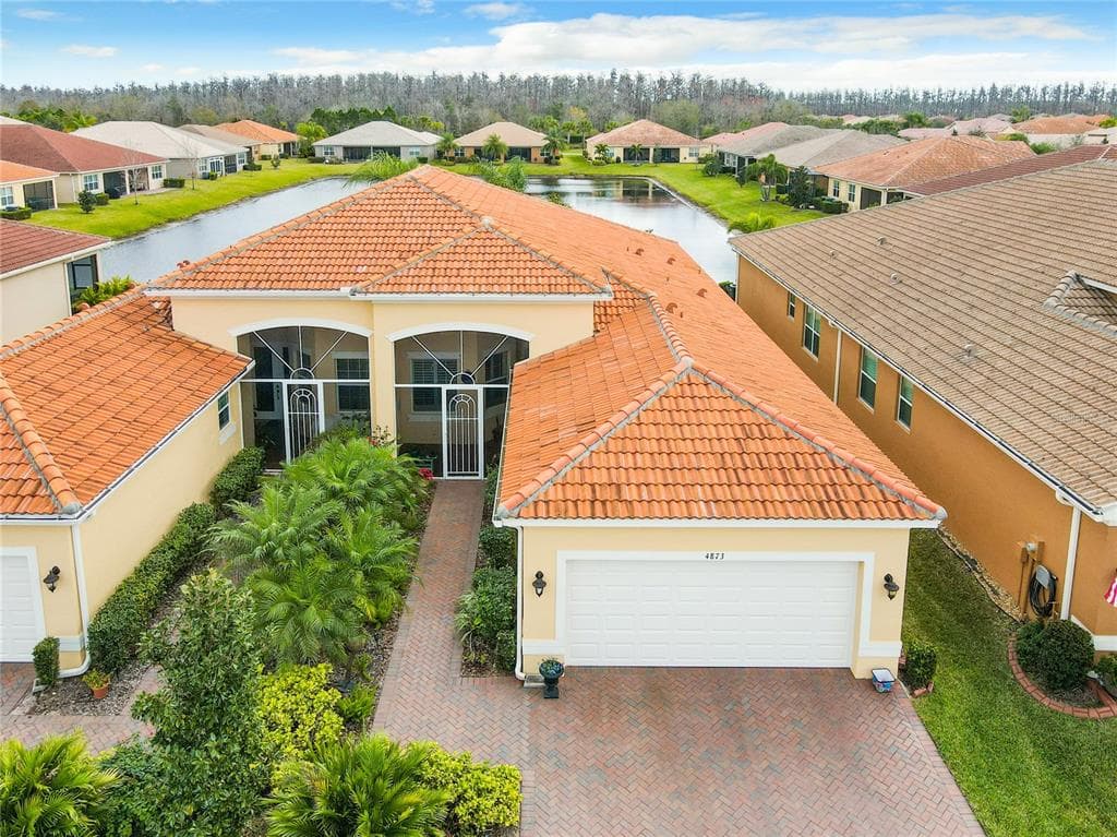 4873 MARBLE SPRINGS CIRCLE WIMAUMA, FL 33598