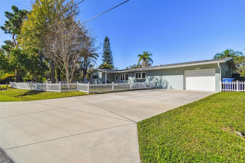 708 S MAYO STREET CRYSTAL BEACH, FL 34681