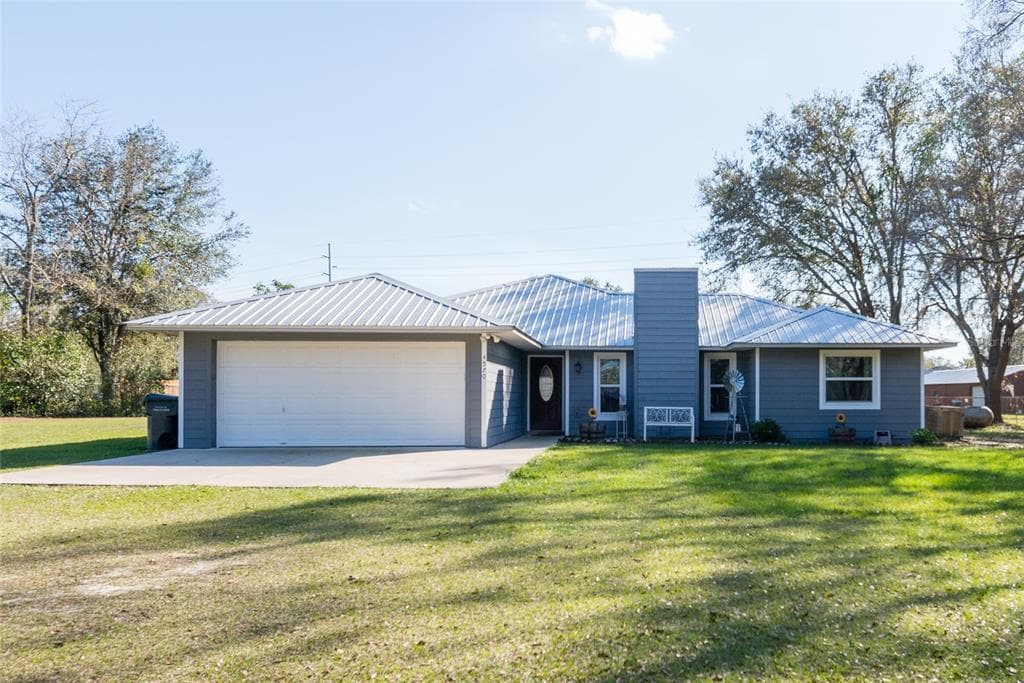 4570 THOMPSON ROAD