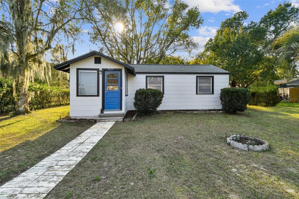 5631 13TH STREET ZEPHYRHILLS, FL 33542