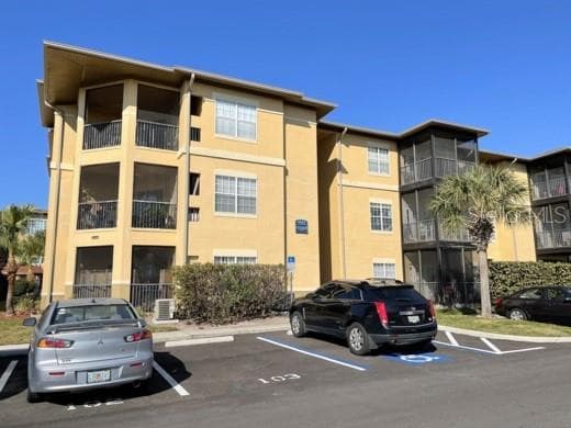 4323 BAYSIDE VILLAGE DRIVE UNIT 322 TAMPA, FL 33615