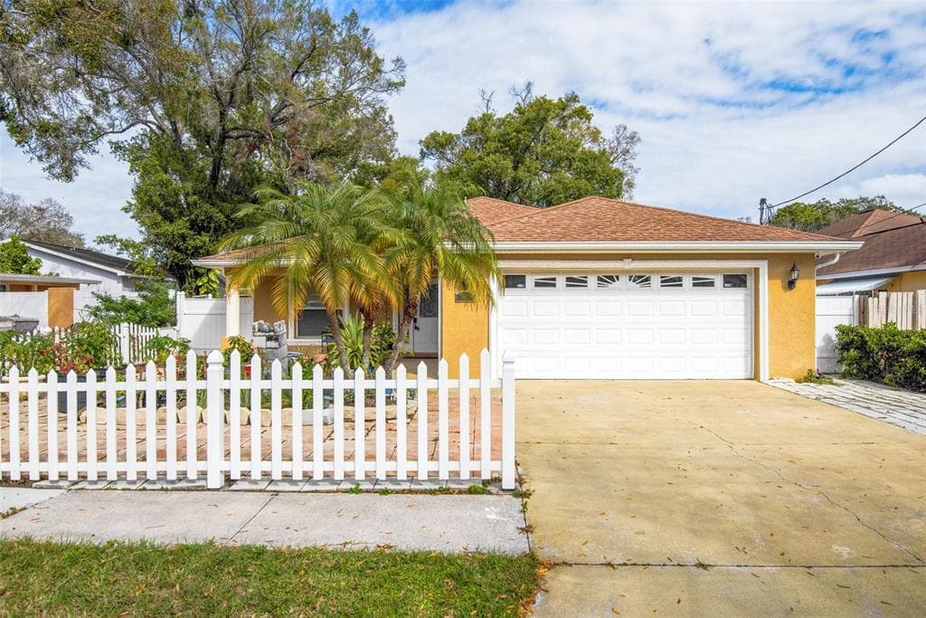 1919 W MOHAWK AVENUE TAMPA, FL 33603