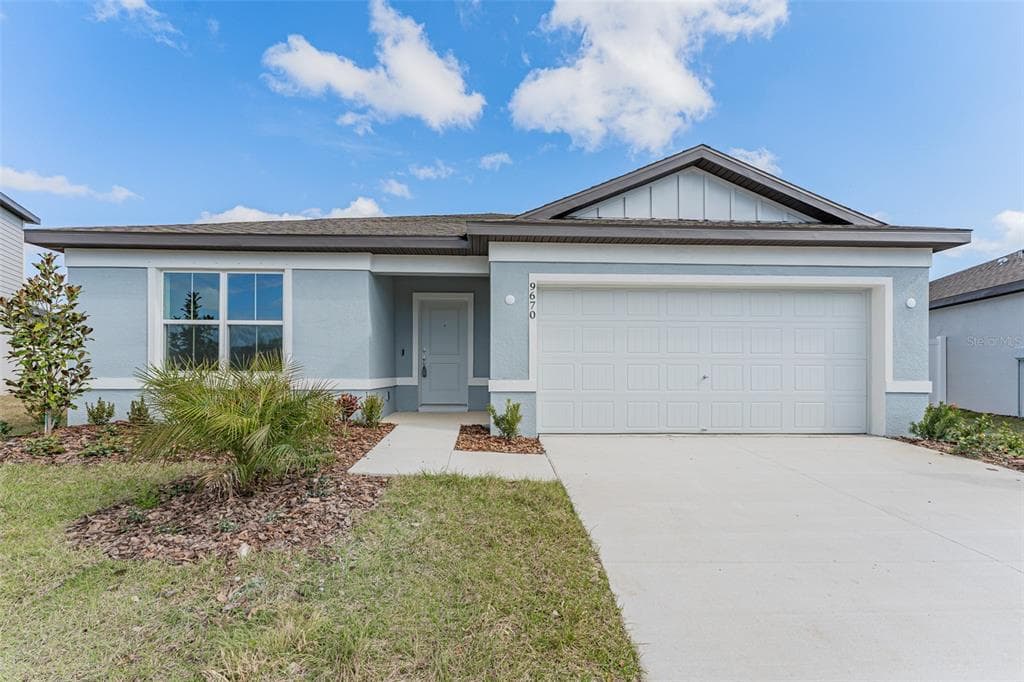 9670 SUMMERS CAY CIRCLE THONOTOSASSA, FL 33592