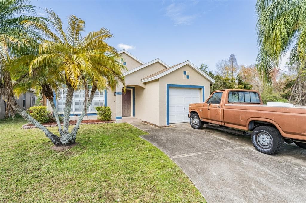 5232 CREEKMORE LANE TAMPA, FL 33624