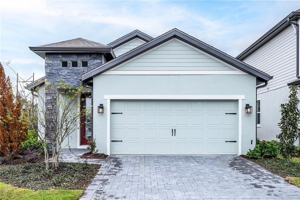 1374 GREENFIELD LOOP KISSIMMEE, FL 34747