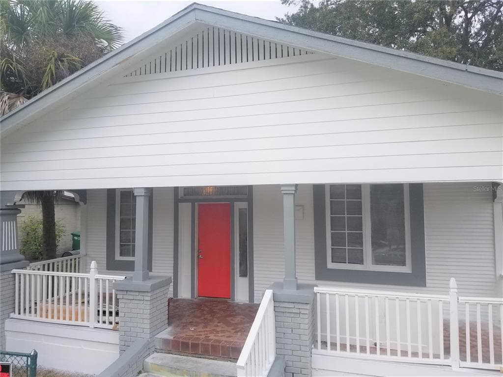 2107 W CHESTNUT STREET TAMPA, FL 33607