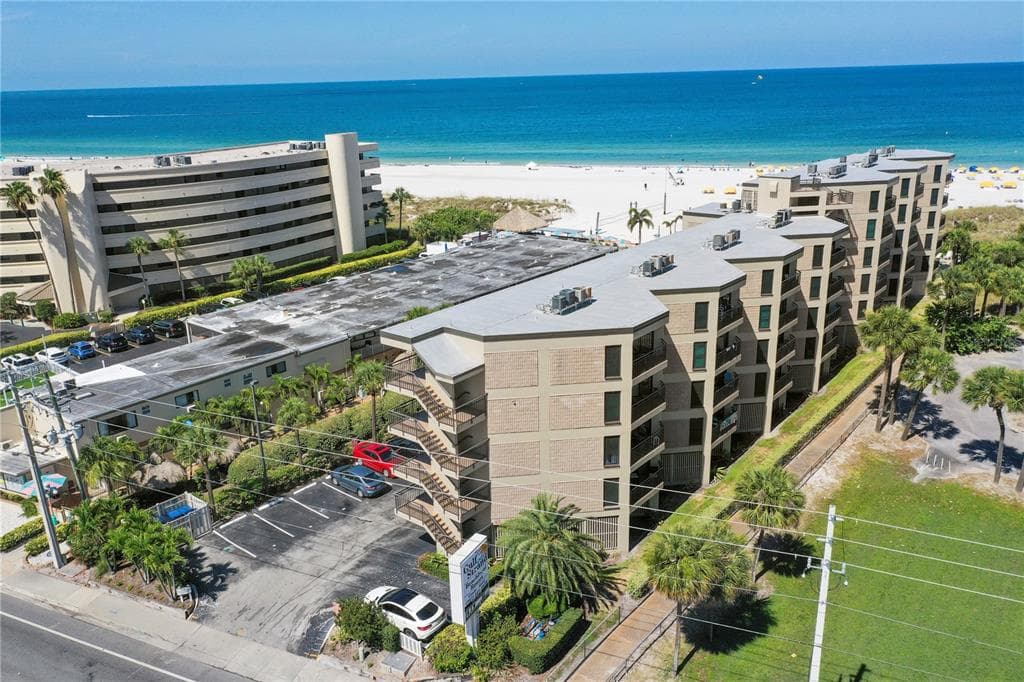 4510 GULF UNIT 404 ST PETE BEACH, FL 33706