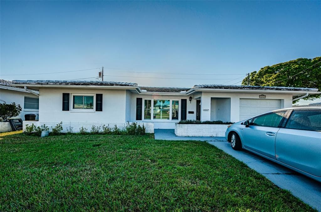 10007 MAINLANDS BOULEVARD W UNIT 2 PINELLAS PARK, FL 33782