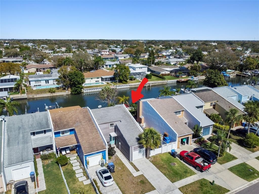 8737 BAY POINTE DRIVE TAMPA, FL 33615