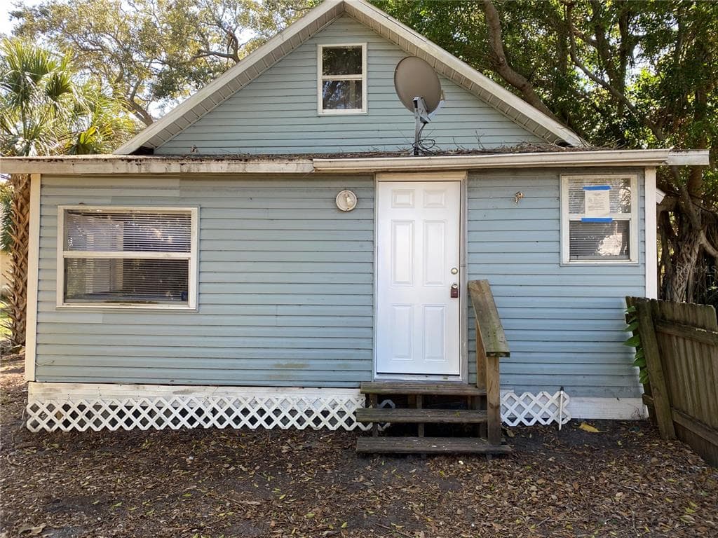 2686 SUNSET DRIVE UNIT A LARGO, FL 33770