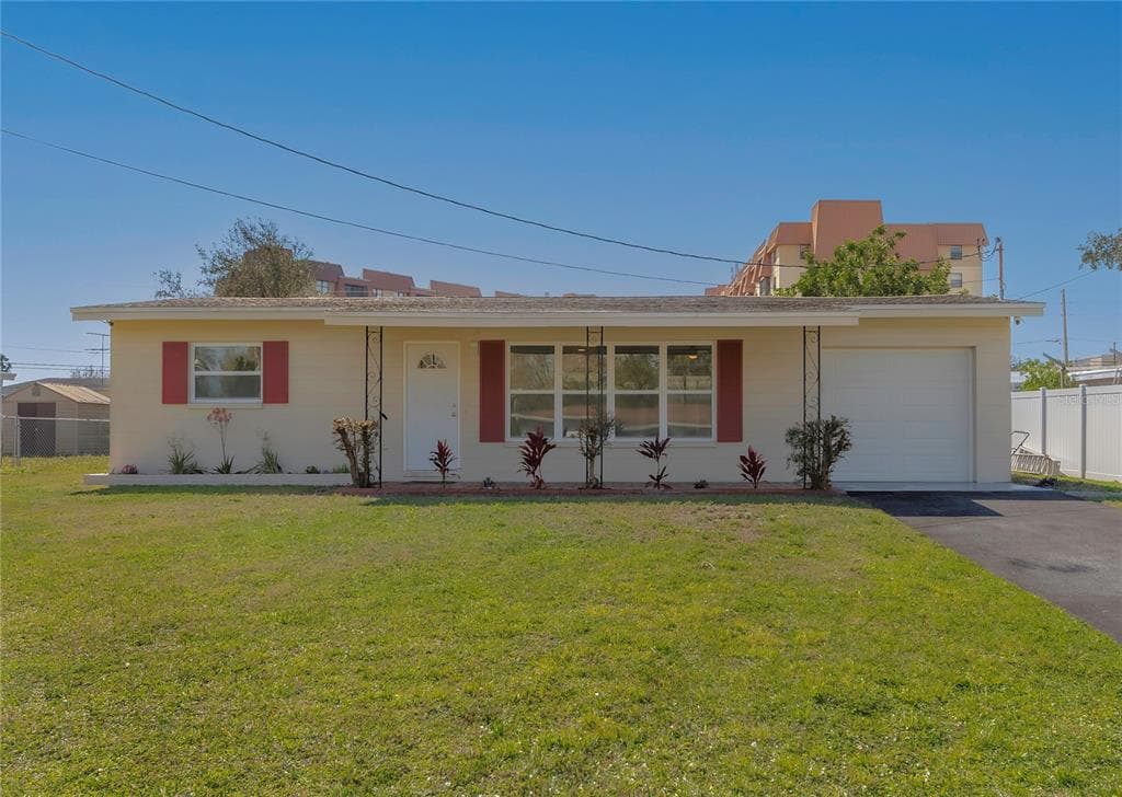 10950 VALENCIA TERRACE
