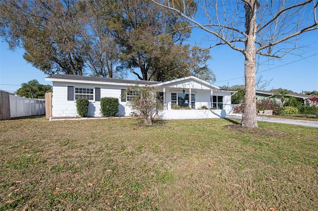 2740 56TH WAY N ST PETERSBURG, FL 33710