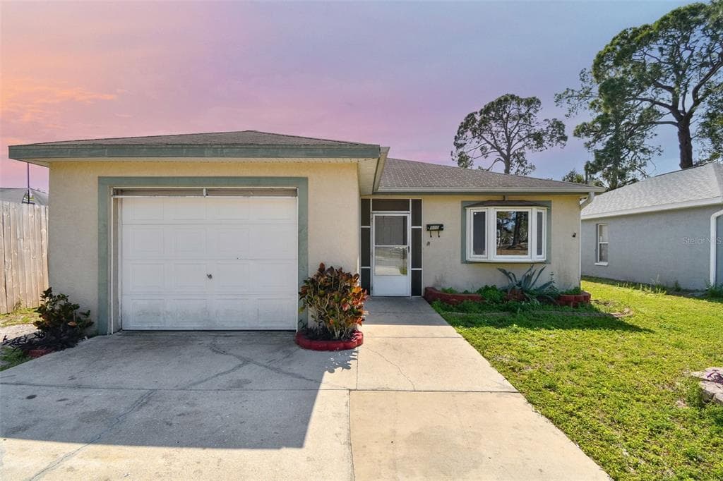 916 WILMERLING AVENUE SARASOTA, FL 34243