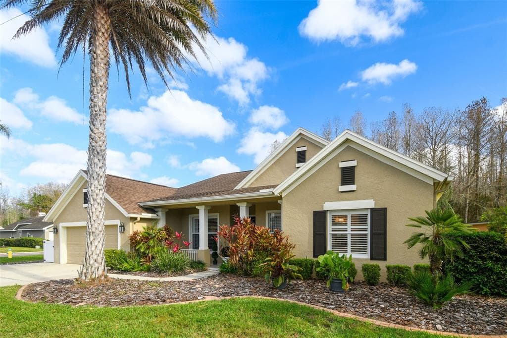 1025 MARAVISTA DRIVE