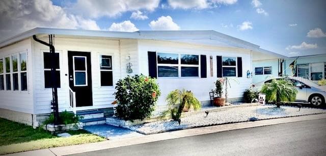 47 PINDO PALM STREET W LARGO, FL 33770