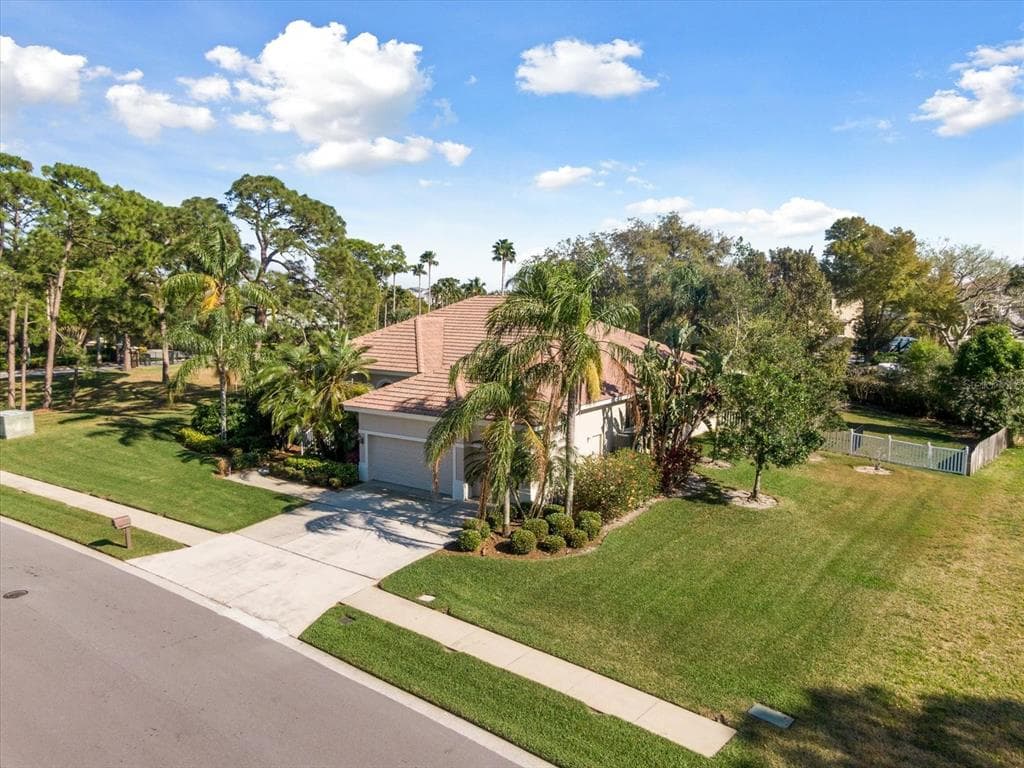 2109 N POINTE ALEXIS DRIVE TARPON SPRINGS, FL 34689