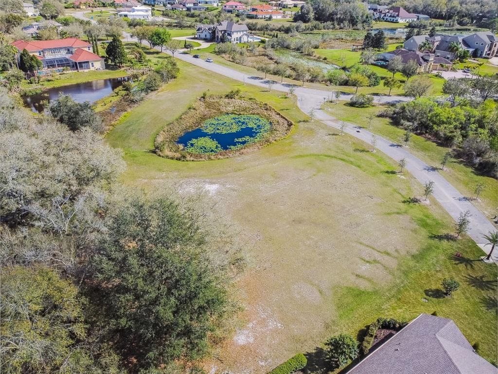 2516 TYLERS RIVER RUN LUTZ, FL 33559