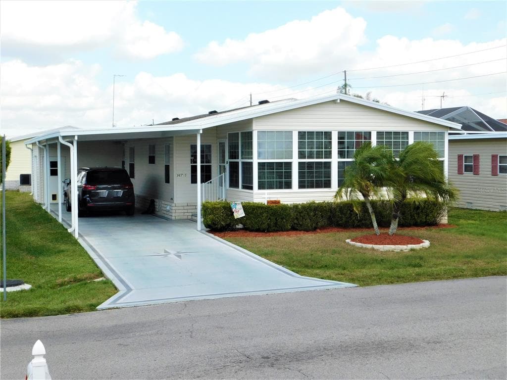 36715 KAY AVENUE ZEPHYRHILLS, FL 33542