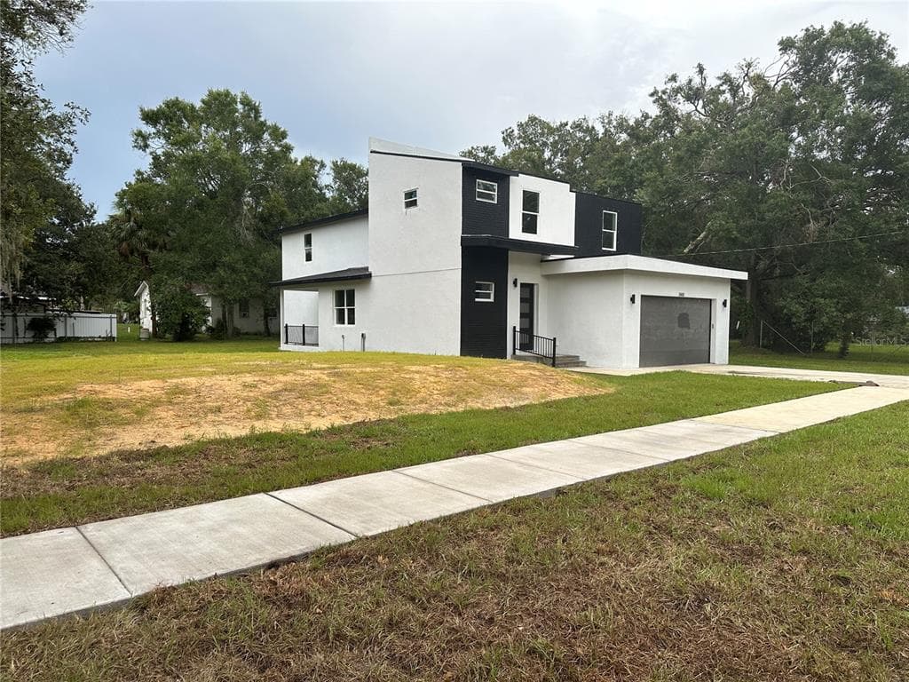 2602 S 67TH STREET
