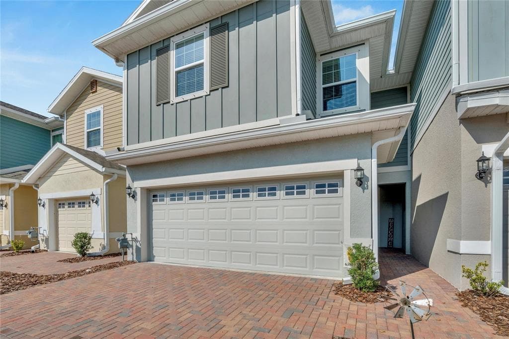 6258 CAMINO DRIVE APOLLO BEACH, FL 33572