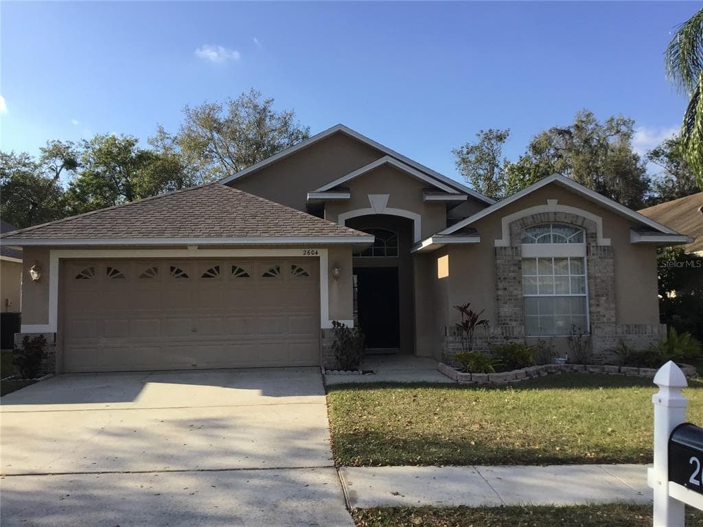 2604 CLARESIDE DRIVE VALRICO, FL 33596