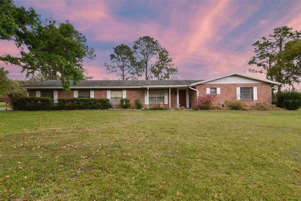5102 BISHOP ROAD WIMAUMA, FL 33598