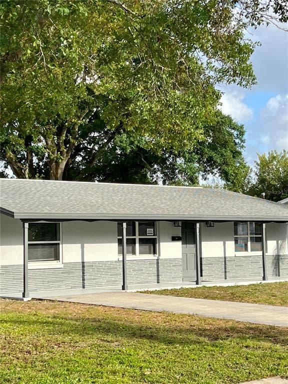 235 SE MADISON CIRCLE N ST PETERSBURG, FL 33703
