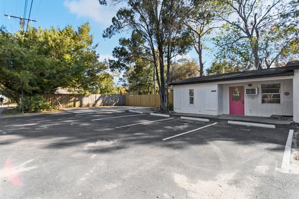12703 N 15TH STREET UNIT H TAMPA, FL 33612