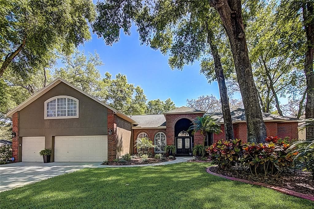 2562 REGAL RIVER ROAD