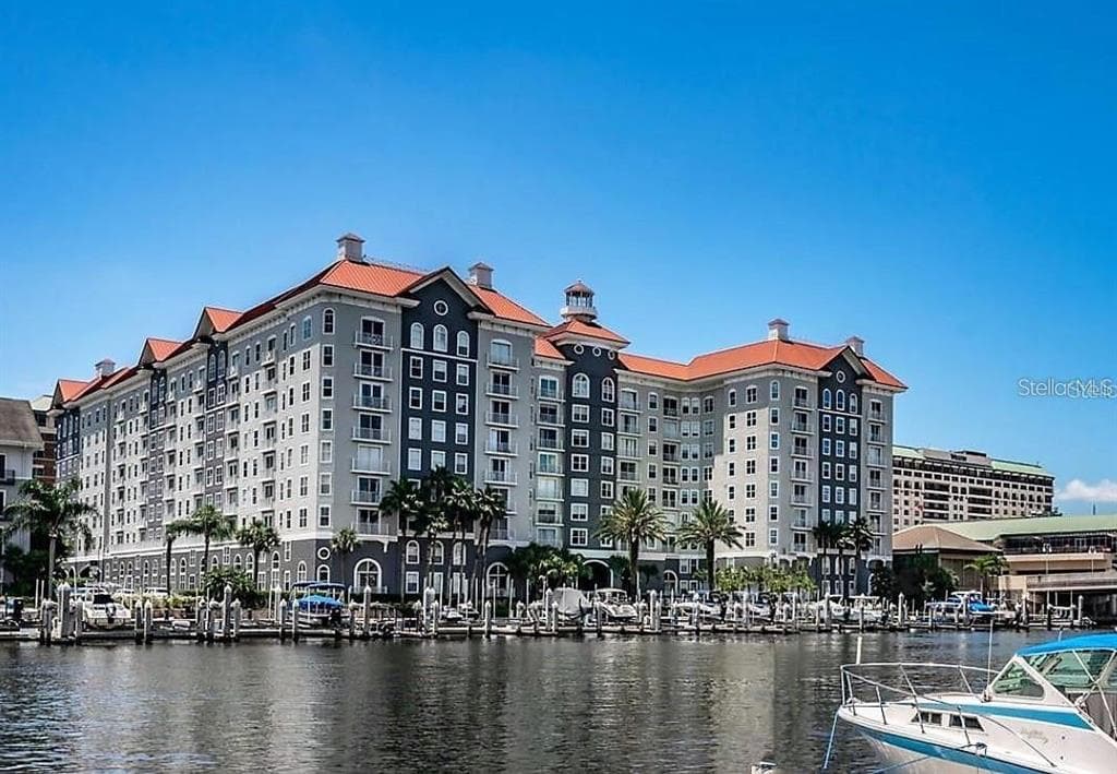 700 S HARBOUR ISLAND BOULEVARD UNIT 527 TAMPA, FL 33602