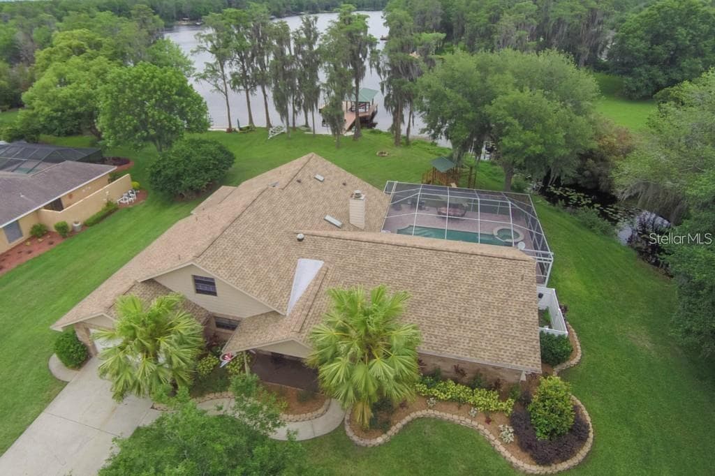20201 COUNTY LINE ROAD LUTZ, FL 33558