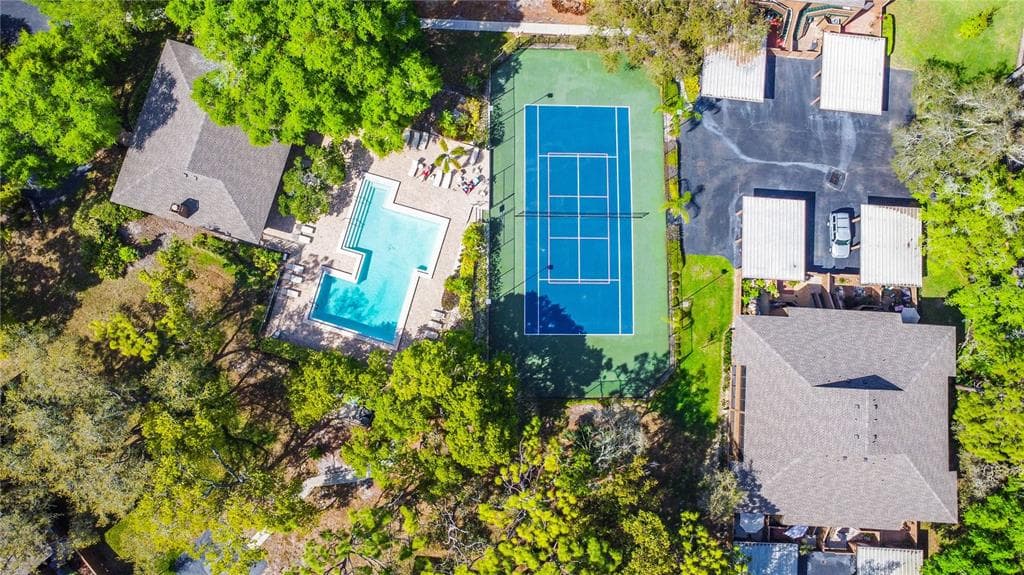 1501 LENNOX ROAD E UNIT 1501 PALM HARBOR, FL 34683