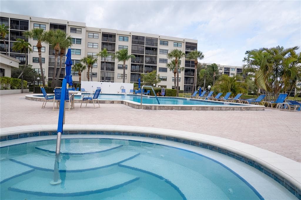 1316 PASADENA AVENUE S UNIT 103 SOUTH PASADENA, FL 33707