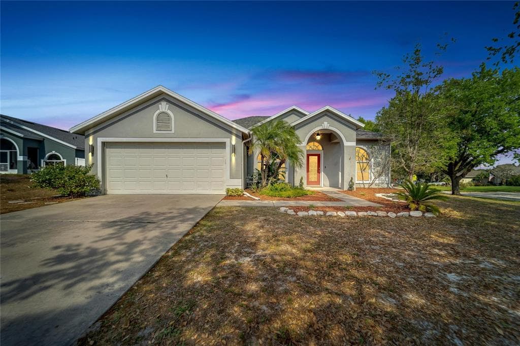 12806 YARN PLACE RIVERVIEW, FL 33569
