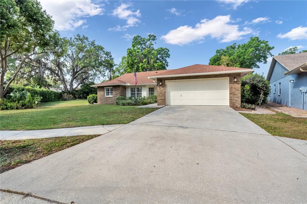 704 BARBERRY PLACE BRANDON, FL 33510