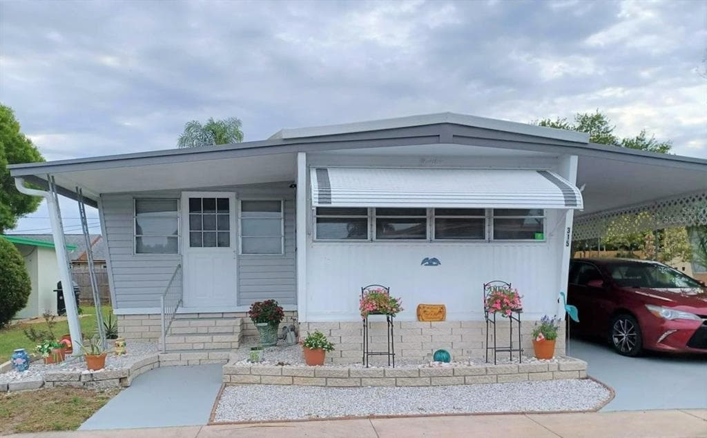 800 MAIN STREET UNIT 315 DUNEDIN, FL 34698