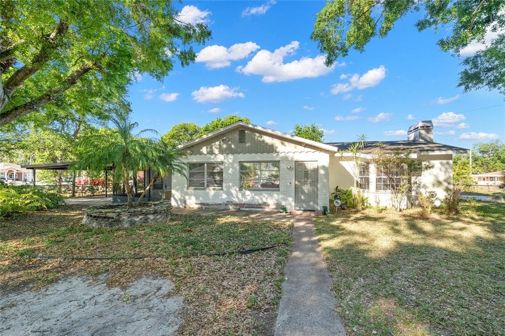 2708 BEL AIRE CIRCLE TAMPA, FL 33614