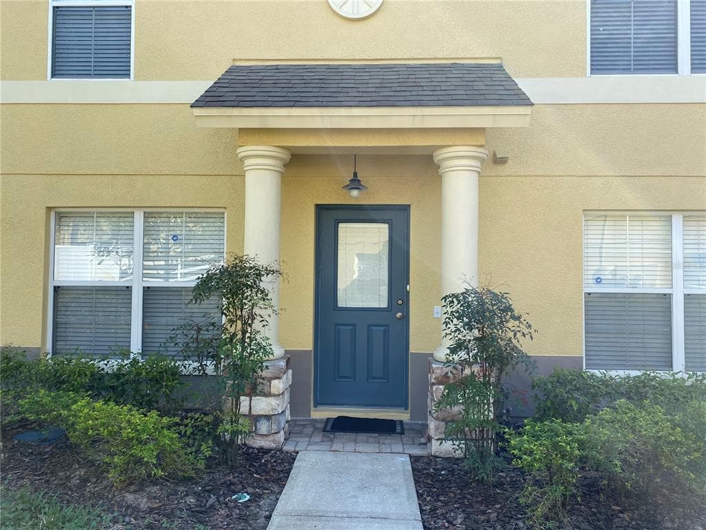 211 HARDCASTLE PL VALRICO, FL 33594