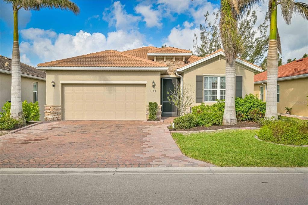 3164 ROYAL GARDENS AVENUE FORT MYERS, FL 33916