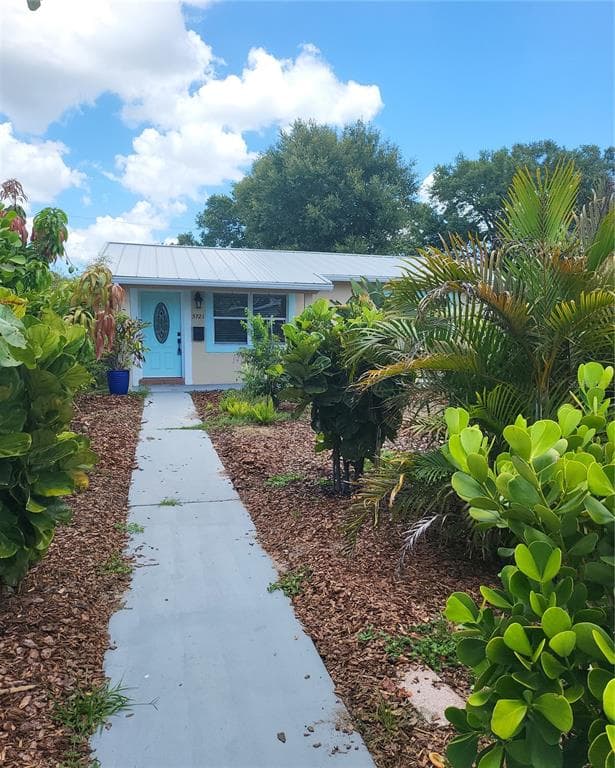 5721 10TH AVENUE N ST PETERSBURG, FL 33710