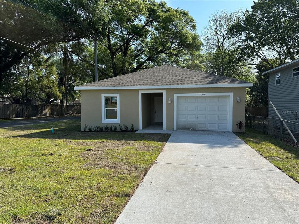 2502 E GIDDENS AVENUE SEFFNER, FL 33584