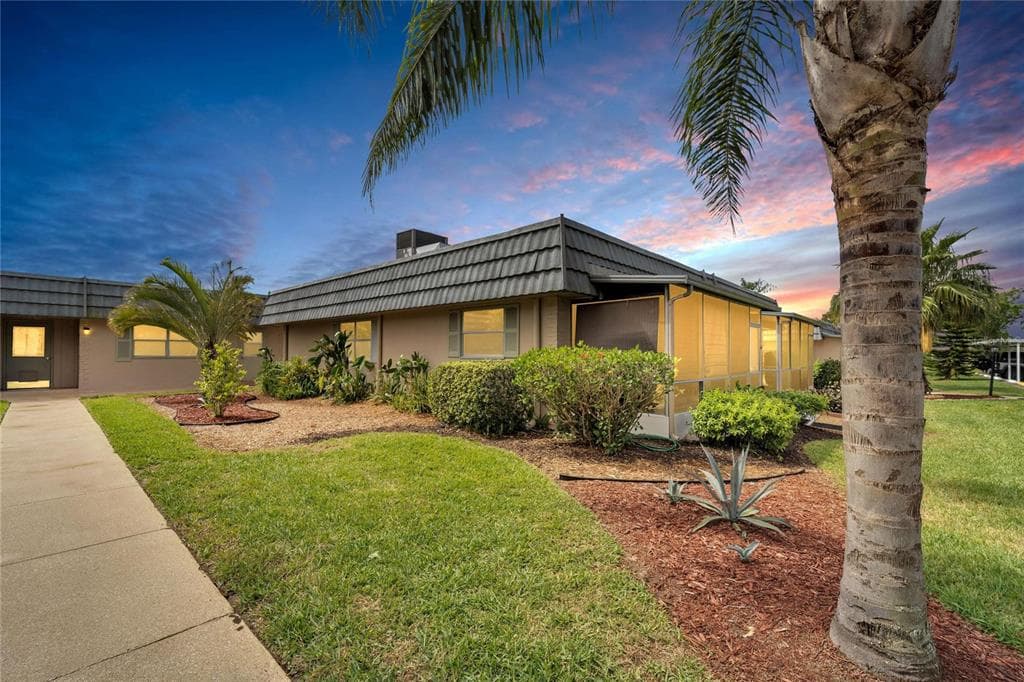 1802 BEDFORD TERRACE UNIT 178 SUN CITY CENTER, FL 33573