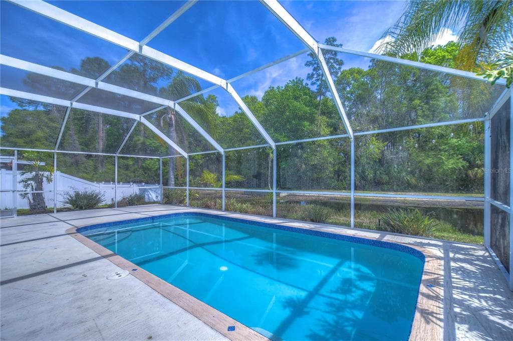 25324 LEXINGTON OAKS BOULEVARD WESLEY CHAPEL, FL 33544