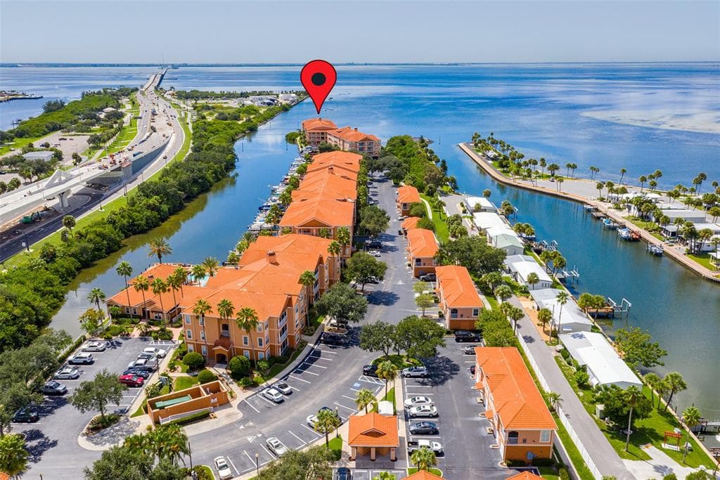 5000 CULBREATH KEY WAY UNIT 9126 TAMPA, FL 33611