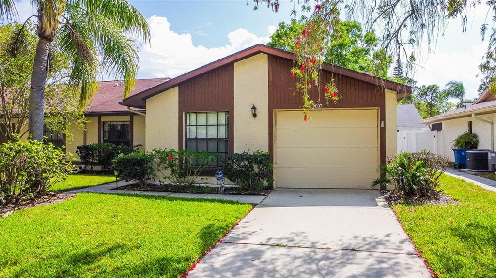 2007 DOVER COURT OLDSMAR, FL 34677