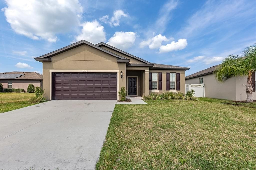 8892 SUNAPEE LOOP POLK CITY, FL 33868